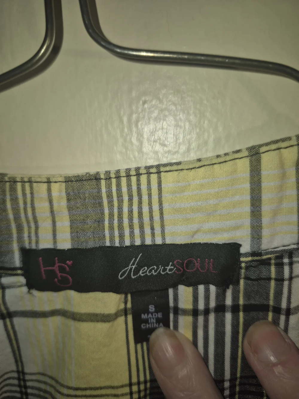 Heart & Soul Juniors Yellow & Black Plaid Ruffle Front Cap Sleeve Shirt Sz Small